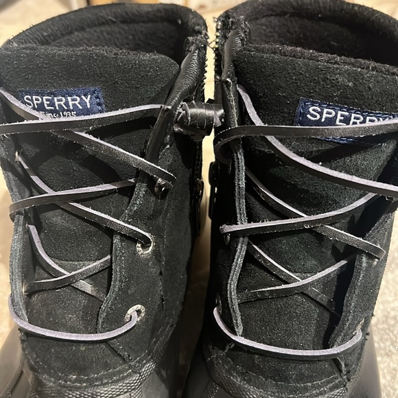 Sperry rain boots - Picture 3 of 4